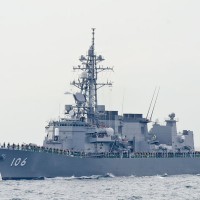 受閲第2群・護衛艦さみだれ（DD-106）