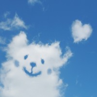 犬の形の雲