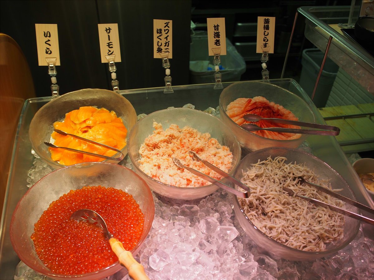 北海道のビジネスホテル朝食バイキングに約10万イイネ！海産物からカツゲンまで盛りだくさん