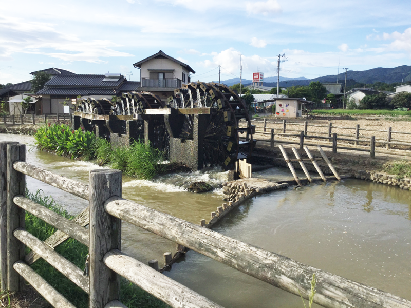 大雨からひと月、朝倉のシンボル「三連水車」が再稼働