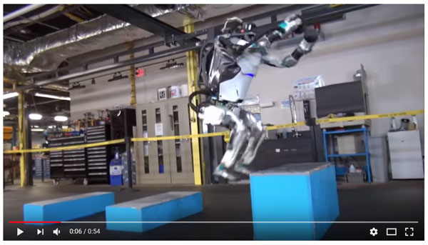 ソフトバンク傘下企業の人型ロボット「Atlas」がガンダム理論でバック宙！