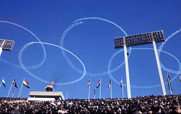 1964年東京オリンピック開会式を支えたブルーインパルス編隊長らのスペシャルインタビュー公開