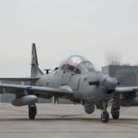 レーザー誘導爆弾運用能力を付加されたアフガニスタン空軍のA-29