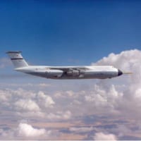 試験飛行中のC-5A