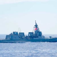 「マラバール2018」参加中の護衛艦ふゆづき（DD-118）
