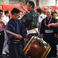 RIMPAC2016で護衛艦ひゅうが（DDH-181）の盆踊り