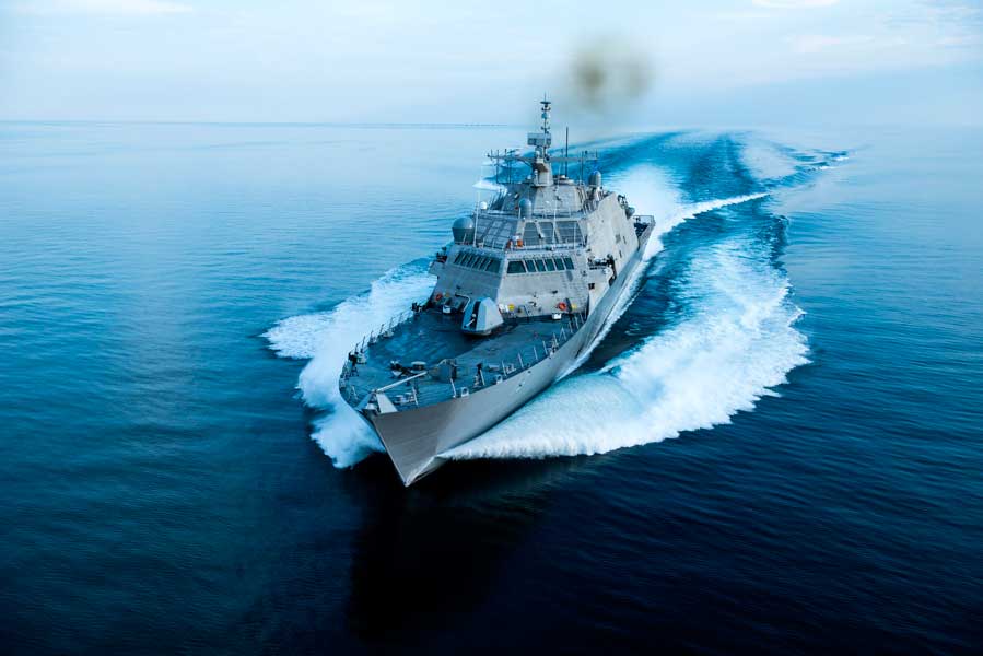 アメリカ海軍が新しい沿海域戦闘艦2隻を同時に受領