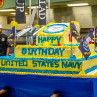 海兵隊空陸戦闘センターのケーキ