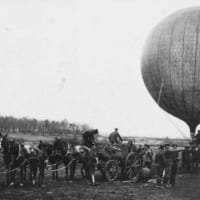 1903年に撮影されたイギリス軍の観測気球（画像：Crown Copyright IWM）