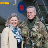 ヒリアー空軍参謀総長とエレイン夫人（画像：RAF）