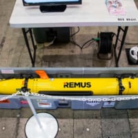 水中無人機OZZ-1（REMUS）