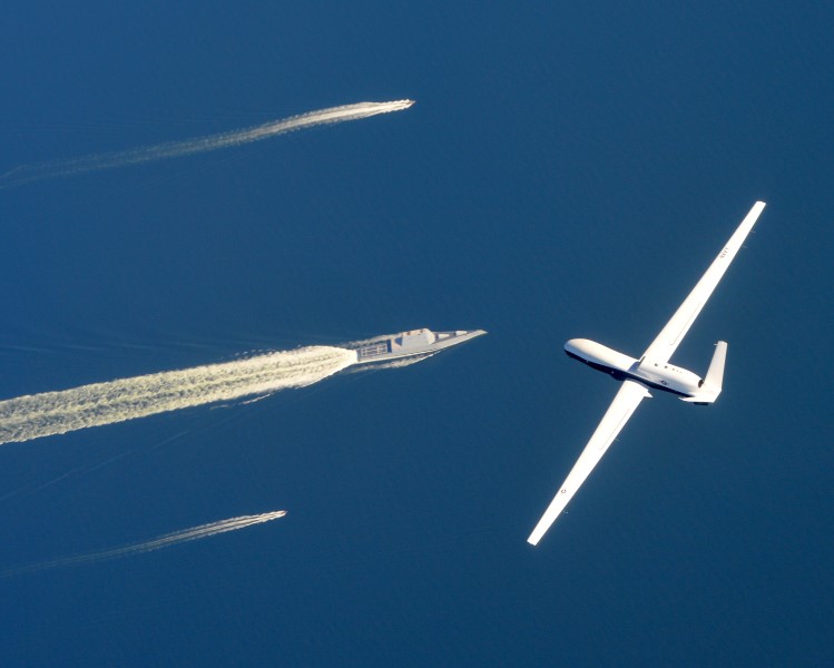 オーストラリアが2機目の無人海洋偵察機MQ-4Cを発注