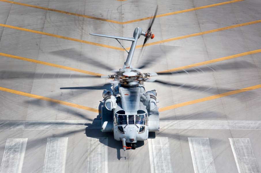 アメリカ海兵隊の新型輸送ヘリCH-53Kの第2・3期低率生産承認　13億ドルで12機調達