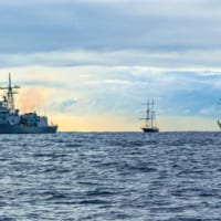 メルボルンを先頭に船団が進む（Image：Royal Australian Navy, Commonwealth of Australia 2019）