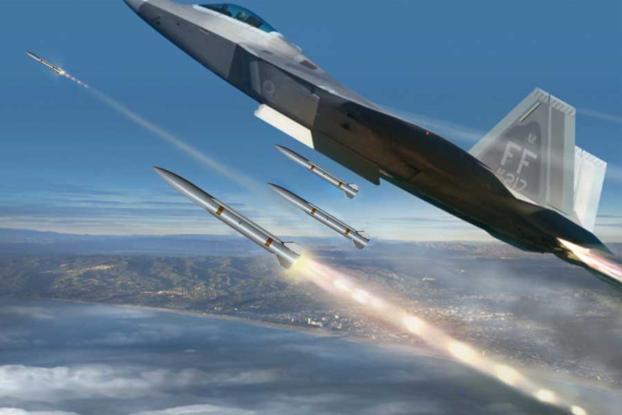 レイセオンが新しい小型中距離空対空ミサイル「Peregrine」発表　ドローンや巡航ミサイルにも対応