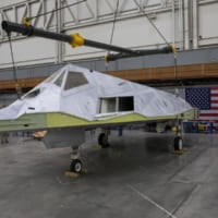 塗装を剥がされた胴体部（Image：Lockheed Martin）