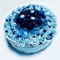 青のケーキ