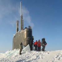 ICEX2020で海氷を突き破って浮上した原子力潜水艦トレド（Image：U.S.Navy）