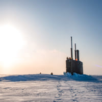海氷上に浮上した潜水艦トレド（Image：U.S.Navy）