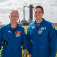 左からハーレイ宇宙飛行士とベンケン宇宙飛行士（Image：NASA）