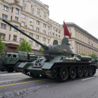 対独戦勝75周年パレードに参加するT-34（Image：ロシア国防省）