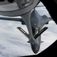 太平洋上空で空中給油を受けるB-1B（Image：USAF）