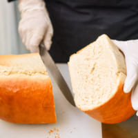 パンの断面を見る（Image：ロシア国防省）