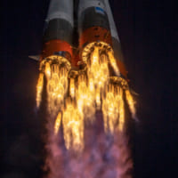 ロケットエンジンの燃焼（Image：Roscosmos）