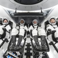 宇宙船内のクルー（Image：SpaceX）