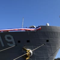 就役50周年の飾りつけがされたブルーリッジ（Image：U.S.Navy）
