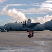 クリスマス・ドロップ作戦に参加するC-130（Image：USAF）