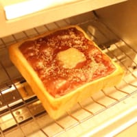 先日、関西のニュース番組にも紹介された「スライスようかん」。吉村さんいわく、トーストで焼くのがおススメだそう。