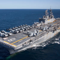 太平洋を航海するボノム・リシャール（Image：U.S.Navy）