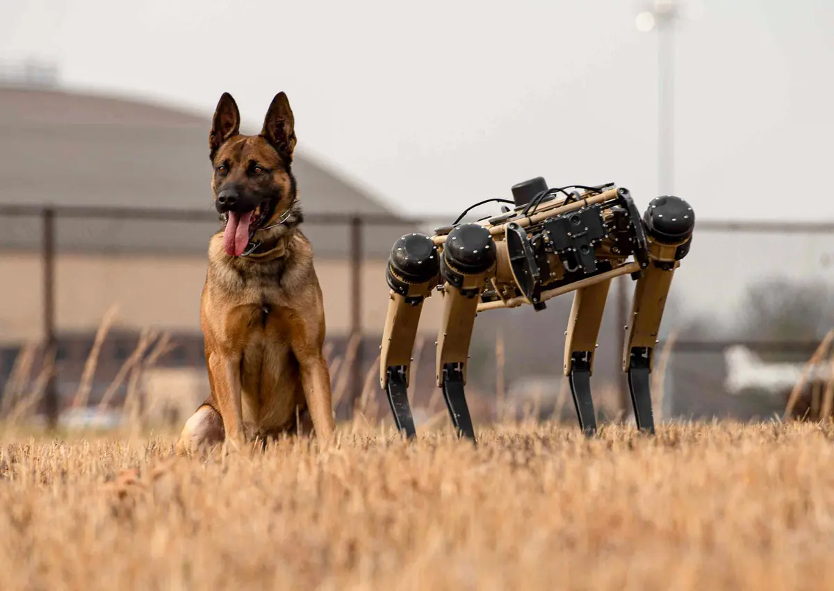 アメリカ空軍の「ロボット警備犬」現場での実証試験開始