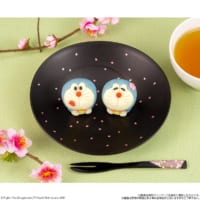 和菓子でできたマスコット“食べマス”シリーズに「ドラえもん」が新しい表情になって今年も登場。
