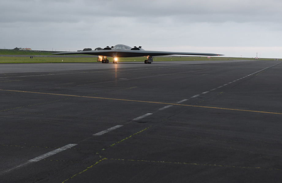 ポルトガルのラジェス航空基地に到着したB-2（Image：USAF）