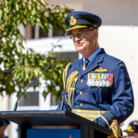 軍旗授与式典でのハップフェルド空軍参謀総長（Image：Commonwealth of Australia）