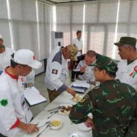 料理の審査風景（Image：ウズベキスタン国防省）