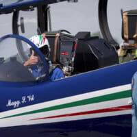 離陸準備を進めるパイロット（Image：イタリア空軍）