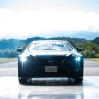 LEXUS LC500 AVIATIONで登場（(c) Lexus Pathfinder Air Racing / Suguru Saito）