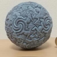 同じ形のドラゴンで作られた立体パズル「テセレーションボール…