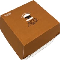 「神戸牛塩バーガー」は、特製ボックスに入れて提供