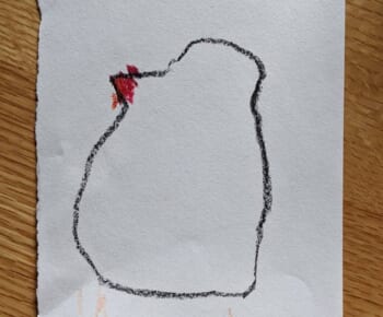 これぞ前衛芸術？3歳児が描いた文鳥の絵に7万いいね