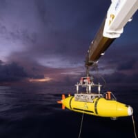 「仰天！海の底まる見え検証：核兵器の残骸」無人潜水艇