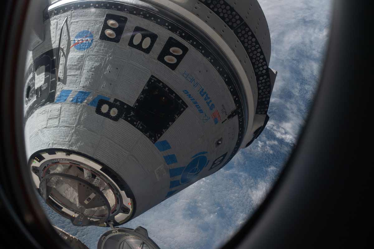 国際宇宙ステーションから見たスターライナー（画像：NASA）