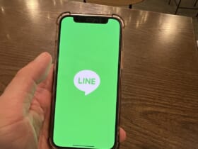 LINEの起動画面の画像