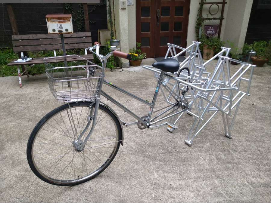 テオ・ヤンセンのファンが自作！ストランドビースト機構を用いた自転車がスゴイ