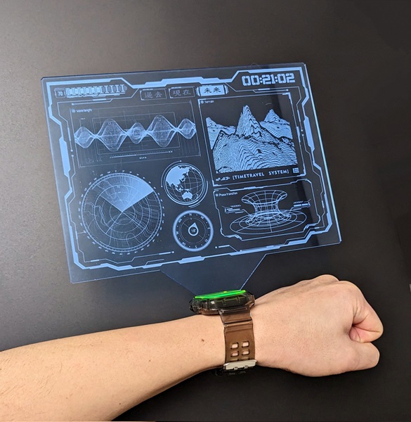 近未来の「ホログラムが出てくる腕時計」再現アイテムに厨二心がとまらない……！