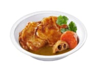 ほろほろで柔らかい鶏もも肉を1枚ドーンと使用！「肉塊スープカレー」発売
