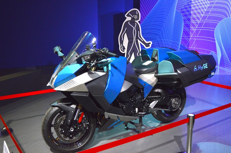 カワサキモータース「Hydrogen ICE motorcycle」